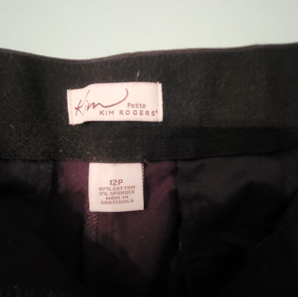 Button Cuff Dress Capris - Picture 2 of 4
